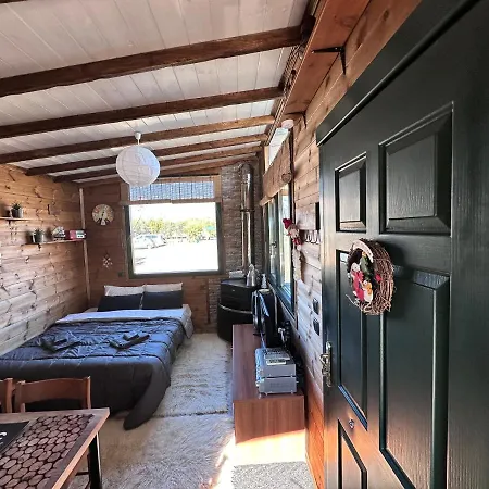 Appartamento Avra Wooden House *